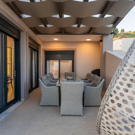 فيلة Exotic Residences *