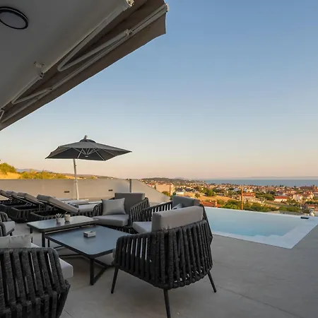 Exotic Residences فيلة نيكيتي