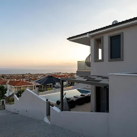 Exotic Residences Villa Nikíti