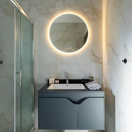 Exotic Residences *